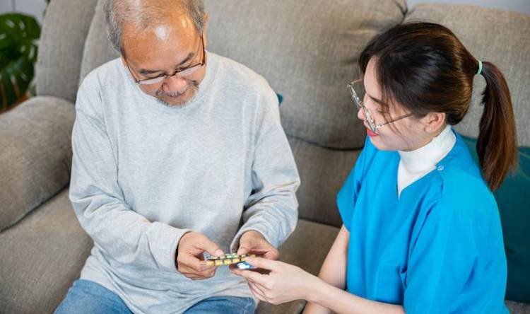 Medication Management for Elderly and Reducing Caregiver Burden