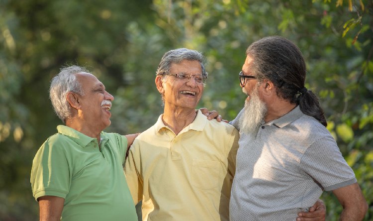 Beyond the clubhouse how mid-week bonding leads to safe elderly group travel