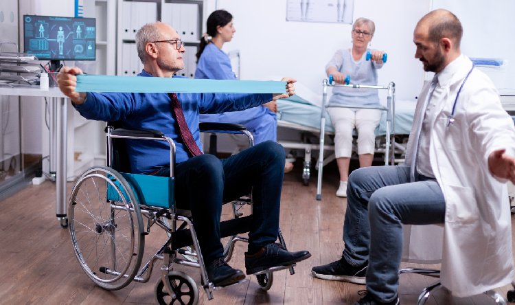 Wheels of Freedom: Accessible Senior Clubs in India 2026